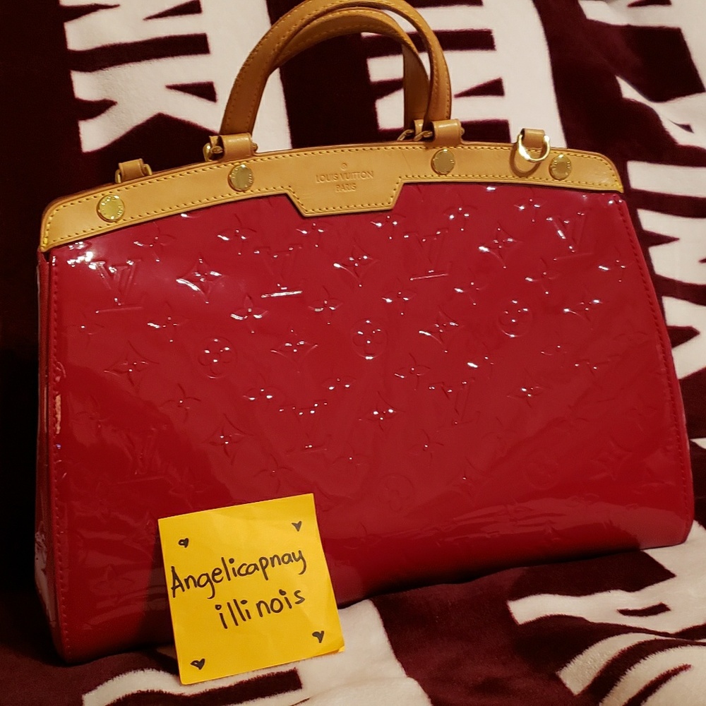 ❤SOLD❤Vernis brea Louis Vuitton